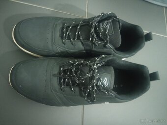 TENISKY UMBRO 41 - 2
