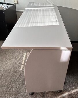 Stůl - 2