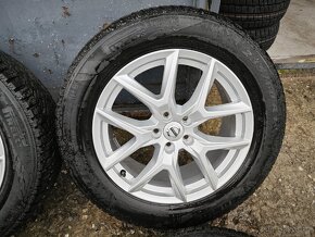 Alu Volvo XC 90 5/108 r18 + 235/60 r18 zimní Pirelli
- 2
