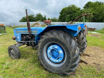 Prodám Traktor - 2