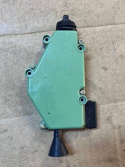 Motorek centralu vw t4 - 2