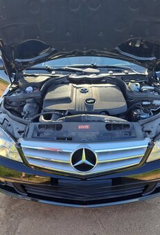 Prodám Mercedes-Benz c 220 - 2