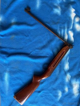 Vzduchovka Slavie 630 model 77 - 2