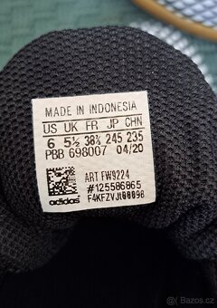 Sálovky Adidas velikost 38 2/3 - 2