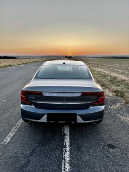 Volvo S90, Nafta, D4-150KW, nezavislé topení - 2