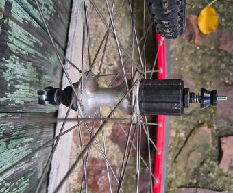 Zapletená kola Vuelta Airline 28" / 622 - 2