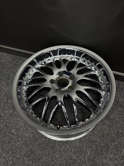 1 kus alu kolo 19” na stolek / rezerva - 2