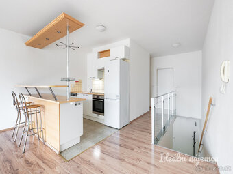 Pronájem bytu 2+kk, Skloněná, Vysočany, 22 900 Kč/měs, 64 m2 - 2