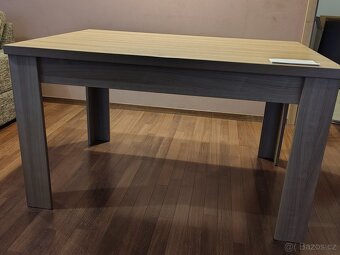 Jídelní stůl - 2