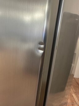 Lednice s mrazákem Bosch (238) - 2