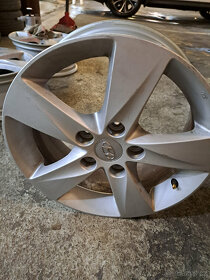 Komplet disky na auto Hyundai Elantra - 2
