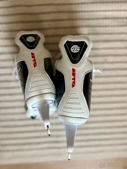 Dětské chlapecké brusle vel. 32-35 - 2