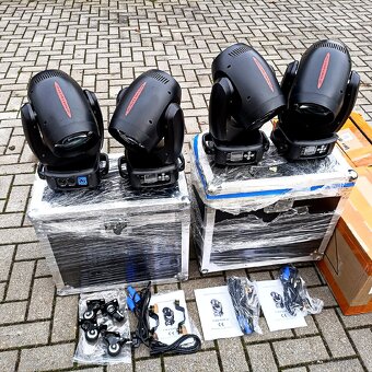 Novinka ..180 w Beam/Spot/Zoom - 2