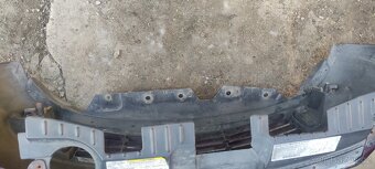 Přední nárazník Chrysler Voyager RG - 2