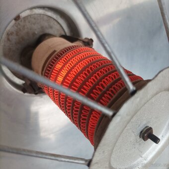 LAMPA INFRA ZÁŘIČ BOHEMIA. BAKELIT - 2