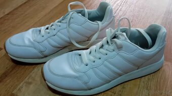 Bílé boty - 2
