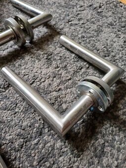 Kování na dveře - 2