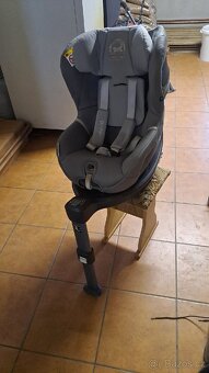 Dětská autosedačka - 2