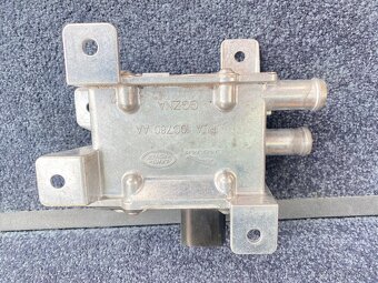 Originální přídavný 12V ohřívač vody - 2