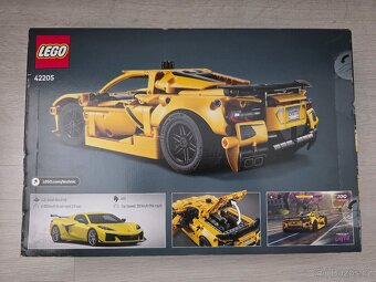 LEGO® Technic 42205 Chevrolet Corvette Stingray - 2