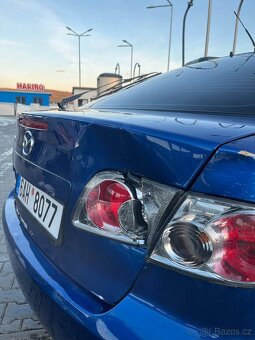 Koupím zadní nárazník a víko kufru pro Mazda 6 GG liftback - 2