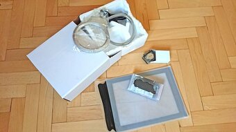 Lupy a lampa pro Modelářství, Známky, Mince - 2