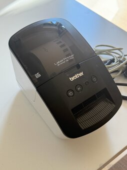 TIskárna Brother QL-700 - Tiskárna štítků - 2