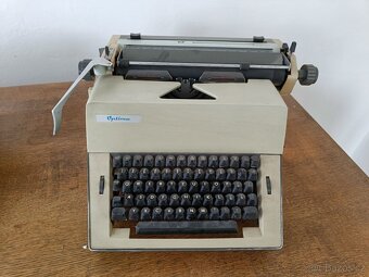 Psací stroj - 2