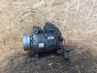 KLIMAKOMPRESOR AUDI A6 4F 4.2 FSI 257KW BVJ 4F0260805L - 2
