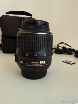 Nikon D3300 + Objektiv nikon 18-55mm f/3.5-5,6G AF-S DX VR - 2