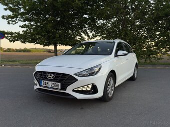 Hyundai i30 1.6crdi combi plus automat - 2