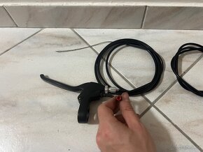 Brzdové páčky pro elektrokoloběžky - 2