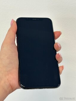 iPhone 11 Pro - 64GB - 100% baterie - 2