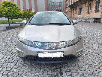 Prodám Honda Civic,1.8 benzín,103 kW,automat - 2