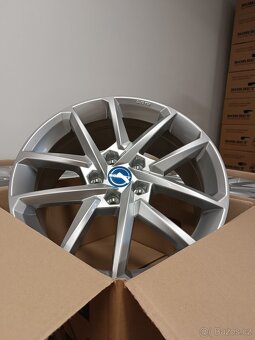 5x114.3 R18 Borbet - 2