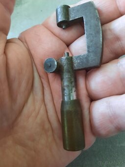 Mikrometr ze starých časů , mechanický - 2