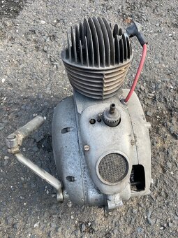 Motor Čz 125 T,B - 2