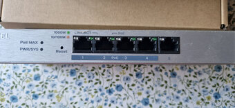 Switch Zyxel gs1200-5hpv2 POE - 2