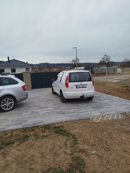 ŠKODA Roomster Praktik 1.4 benzín, nová STK, tažné - 2