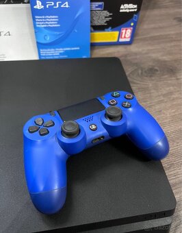 Playstation 4 - 2
