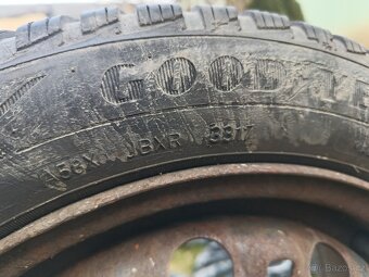 Kola R15 zimní pneu Octavia 1 - 2