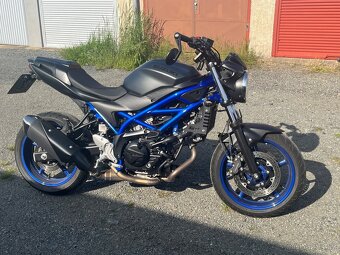 Suzuki SV650 (2022) - 2