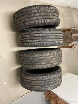 Prodám letní pneu Continental 215/55 r17 - 2