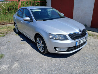 Octavia 3 2.0TDI 110kw 2015 Elegance - 2