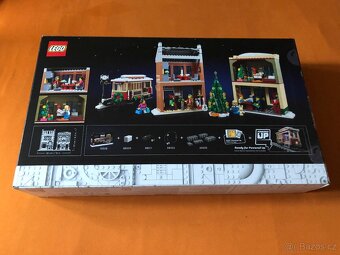 Lego 10308 Vánoce na hlavní ulici - 2