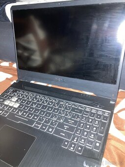 ASUS TUF GAMING Herní Laptop - 2