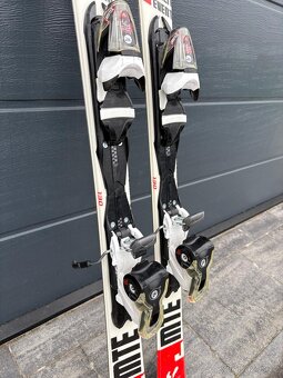 Juniorské lyze Rossignol hero JR 23/34 multi-event 130cm - 2