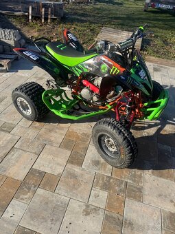 Yamaha YFM raptor 250r - 2