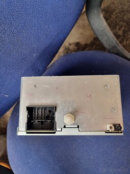 AUTORÁDIO SONY FORD mp3 - 2