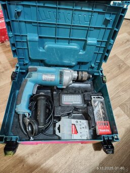 Makita DP4003 750w - 2